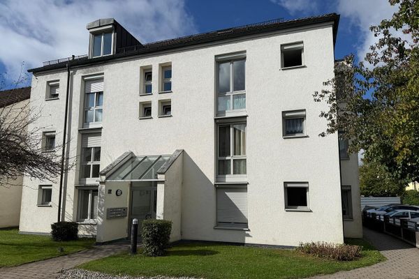 3-Zi-Gartenwohnung mit Terrasse und TG – ab sofort frei