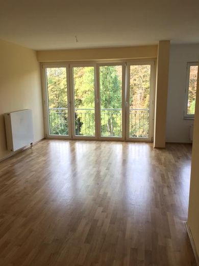 72 qm - Fürstenbergerstr. 168, 60323 Frankfurt mit Concierge – Wohnzimmer