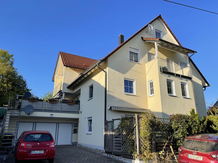 Helle 4-ZKB-Maisonette mit Balkon & Garten – ruhig wohnen in Zusmarshausen-Wollbach - PROVISIONSFREI – Außen