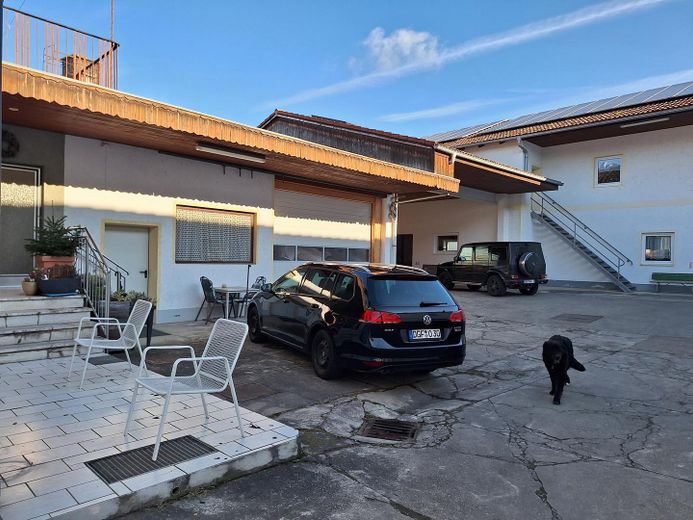 Casa residenziale con capannoni di stoccaggio senza commissioni – Foto 38