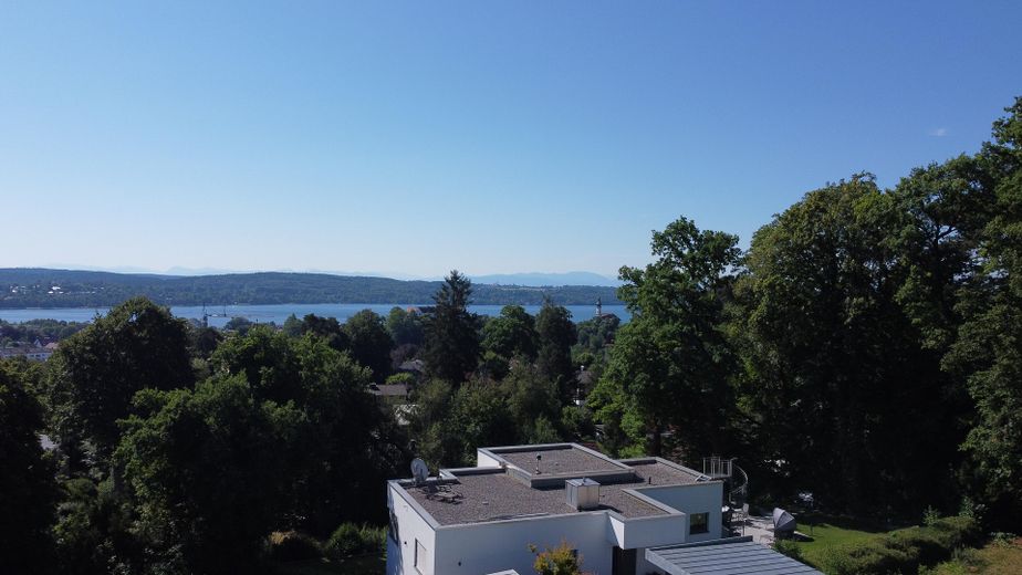 Mansardenwohnung - Starnberg – Blick nach Südostenauf den See