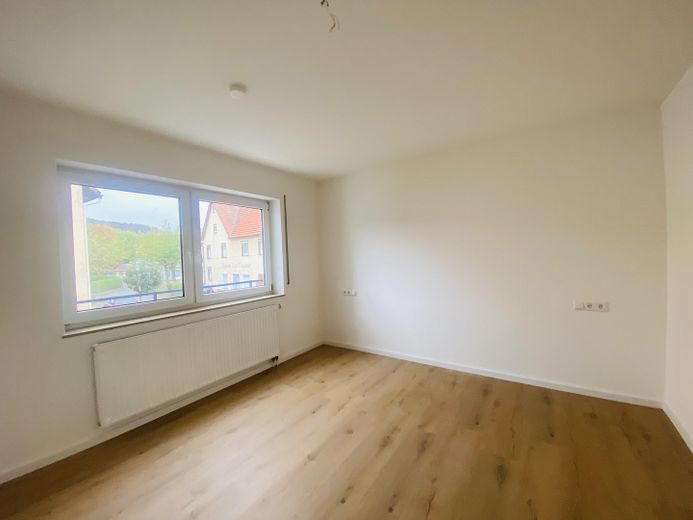 Erstbezug nach Renovierung — moderne 2‑Zimmer Wohnung in zentraler Lage – Photo 5