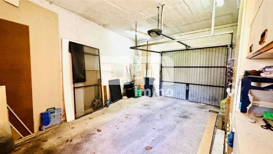 (R)eserviert!Charmanter Wohntraum mit Tradition und Weitblick – EG Garage / Kipptor elektrisch