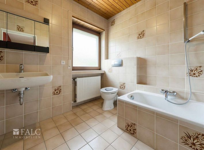 Viel Platz, viele Möglichkeiten - Ein Zuhause, das überrascht – Badezimmer