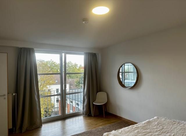 Schlafzimmer zum Innenhof