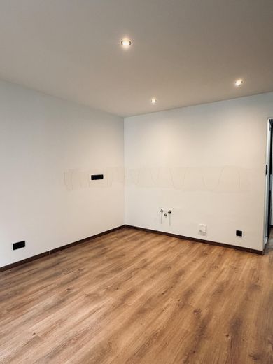 Bezugsfertiges Design-Apartment nach Kernsanierung – top vermietbares Renditeobjekt in Nürnberg – Foto 6