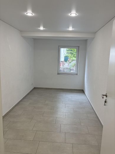 Kernsaniert & Bezugsfertig: Helle 3-Zimmer-Wohnung provisionsfrei abzugeben – Foto 6