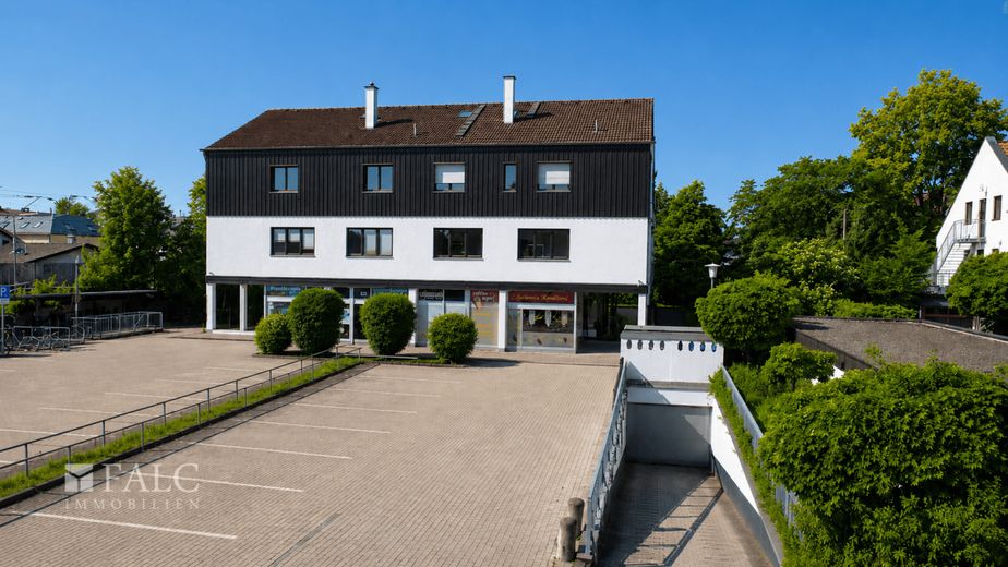 Sichtbar. Erreichbar. Erfolgsversprechend. Am S-Bahnhof – Aussenansicht