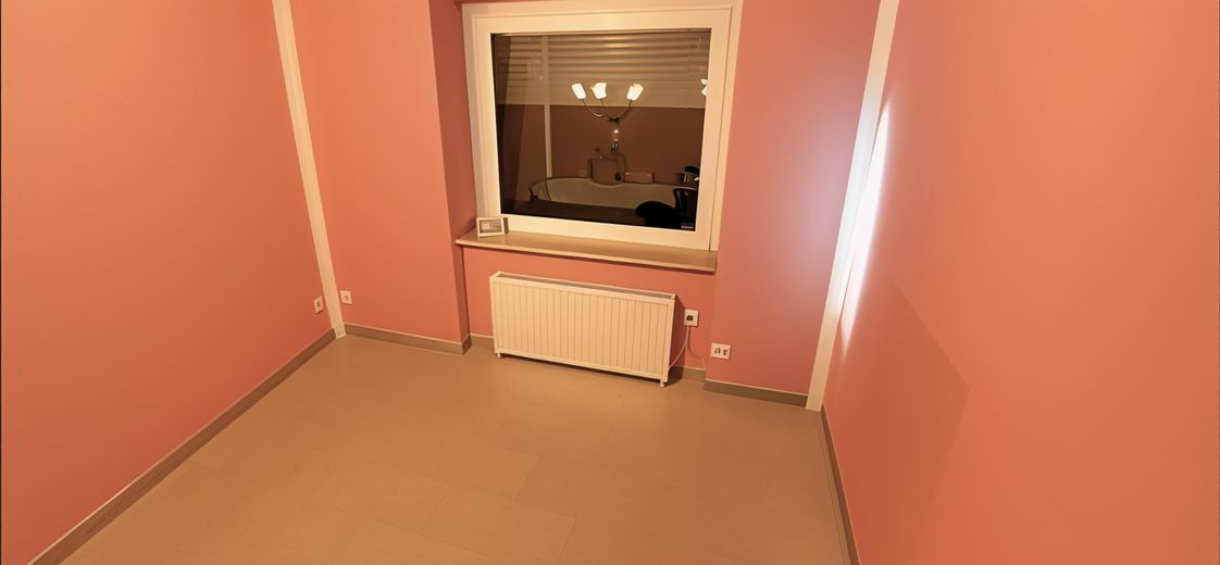 # 3 HÄUSER AUF 5.300 QM² LAND, GROßFAMILIEN-OASE MIT PRAXIS-POTENZIAL,HAMBURGER SPECKGÜRTEL # – Kinderzimmer 2. EG leer KI