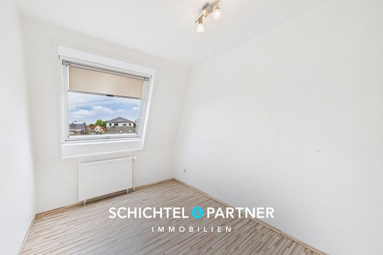 Brinkum |Sofort Einziehen: Modernisiertes Reihenhaus mit Süd-Garten – S&amp;P | Zimmer