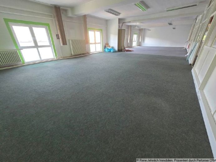 Kapitalanlage mit Potenzial: 88.835 € Jahresmiete und rund 1.195 qm freie Fläche – Foto 1