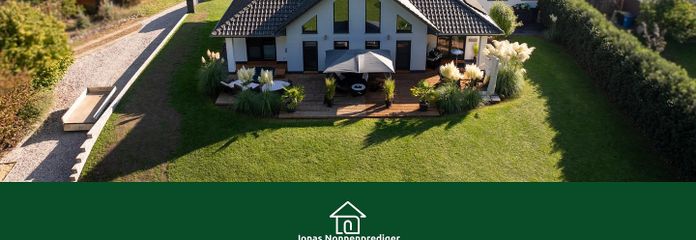 Exklusives modernes Einfamilienhaus mit Garten und Doppelgarage - für den Käufer provisionsfrei