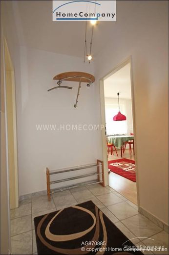 Nette 2 Zimmer Wohnung mit Balkon in München-Milbertshofen – bf0cb4348f54358cf89301e5313519d05b9d8187.jpg