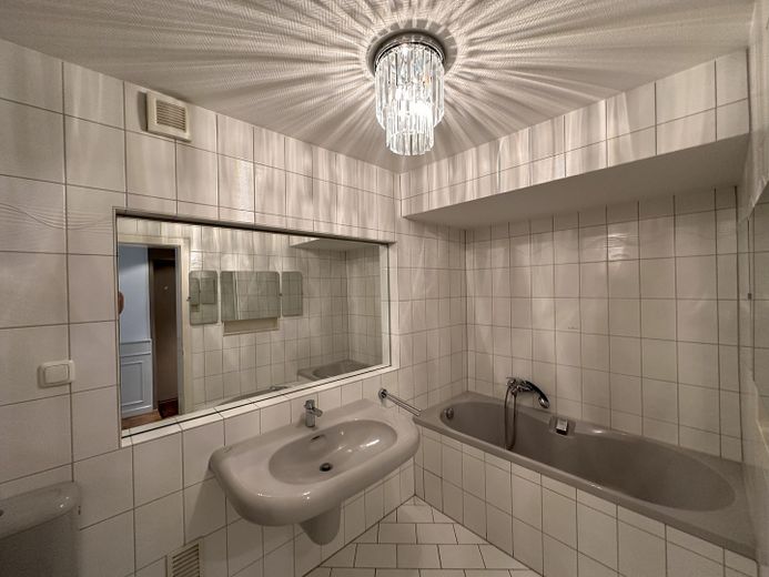 4-Zimmer-Wohnung im 1. OG mit Balkon – Mitten in Rüttenscheid – Foto 6