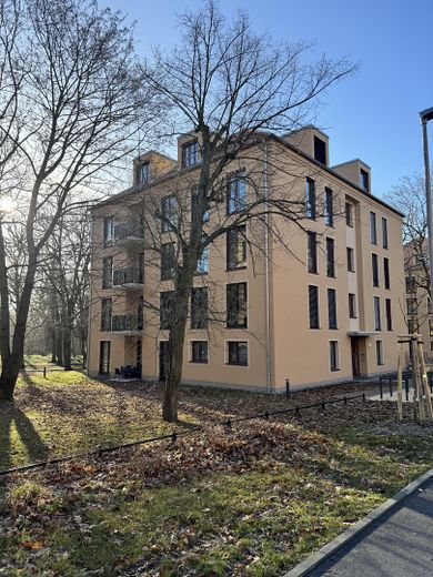 Hausansicht Eingangsberich 1