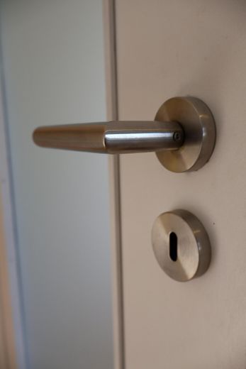 Hauptwohnung neue Türdrücker