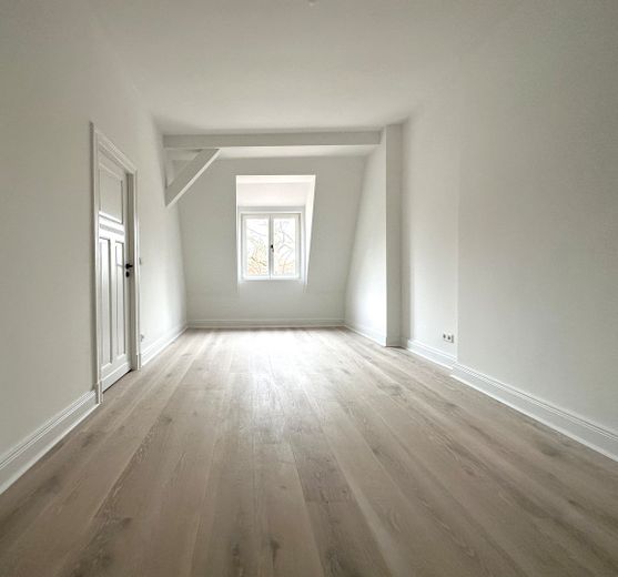 Large, representative maisonette in a classic city villa! Near Dahlem! (Further apartments available) – Zimmer