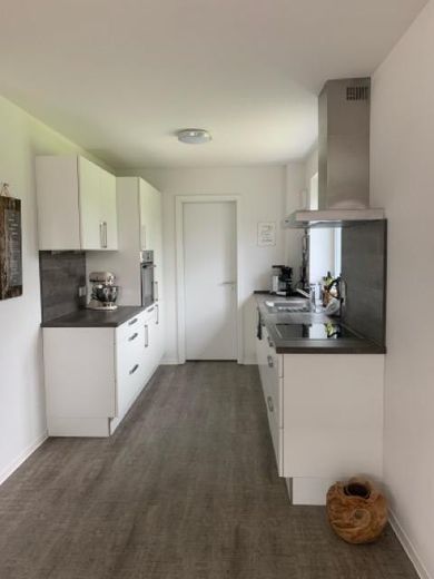 Moderne 3-Raum-Maisonette-Wohnung mit Dachterasse in Seevetal direkt vom Eigentümer – Küchenbereich