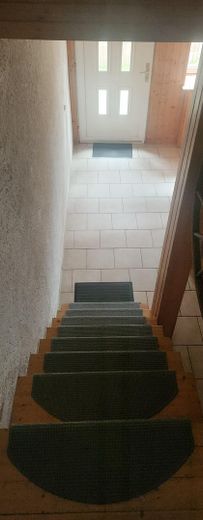 Treppe runter in den Flur
