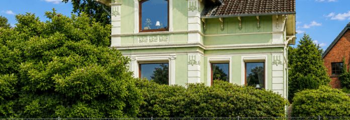 Charmanter Altbau mit viel Potenzial in zentraler und ruhiger Lage von Schenefeld!