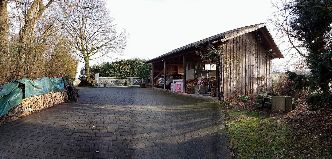 3-er-Carport, obere Zufahrt