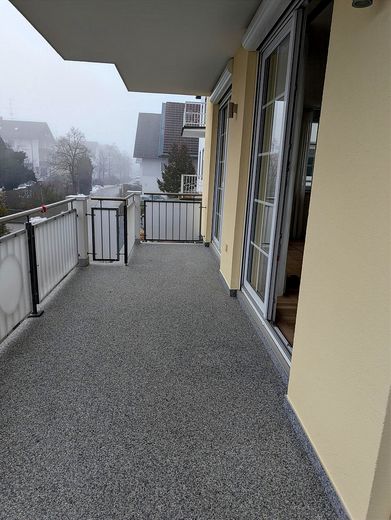 Exclusive 3-Zimmer-Etagenwohnung in Bestlage - Komfortabel, barrierefrei, Lift & ideal für Paare – Ost-Balkon 2 (vorne)
