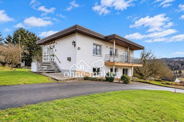 Casa con vistas panorámicas y parcela de 1.213 m²: mucho espacio y potencial