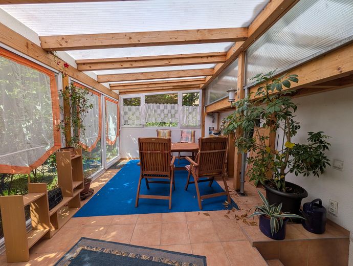 1–2-family house for sale in KN Petershausen – Wintergarten 2.Bild