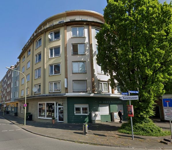 Straßenansicht