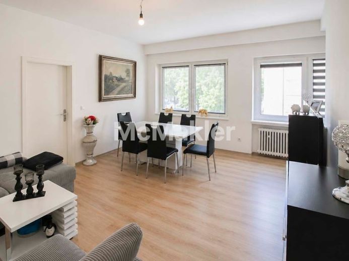 Gepflegte 2-Zimmer Eigentumswohnung in zentraler Wohnlage - 360° Rundgang verfügbar – Foto 1