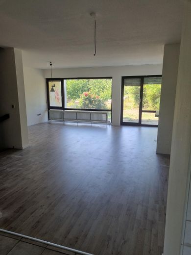 Provisionsfreies Einfamilienhaus in wunderschöner Lage – Wohn/Esszimmer