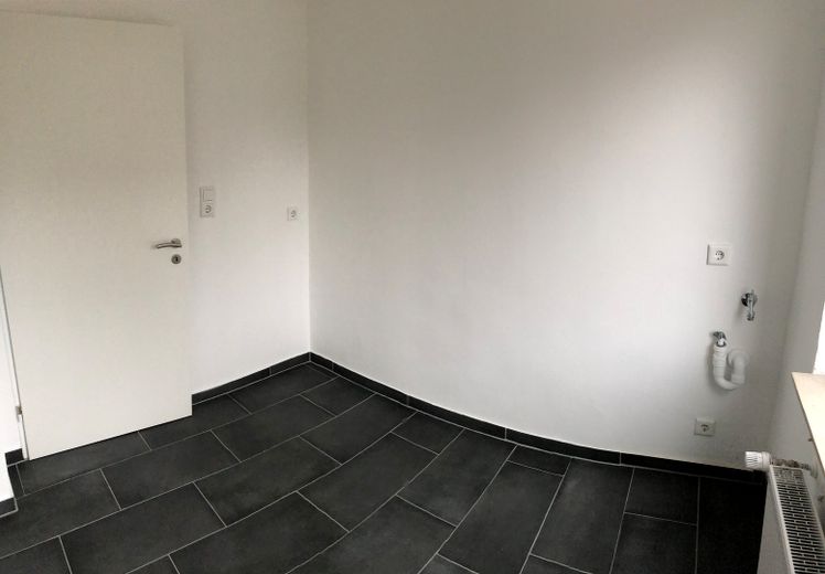 Renovierte 4-Zimmer-Wohnung mit Garten in Rheine-Hauenhorst – Küche