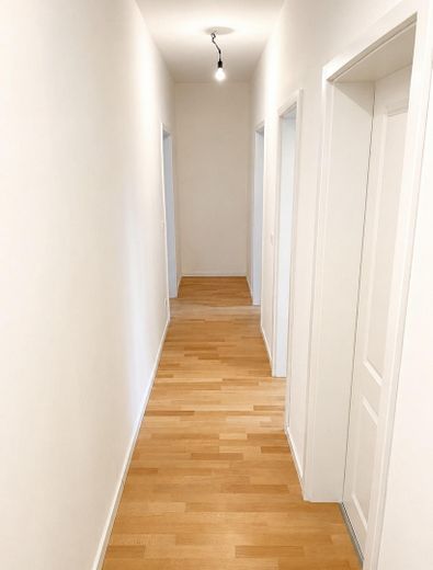 Bright 2-room apartment with balcony in a quiet location - Reichstr. NBG – Foto 6