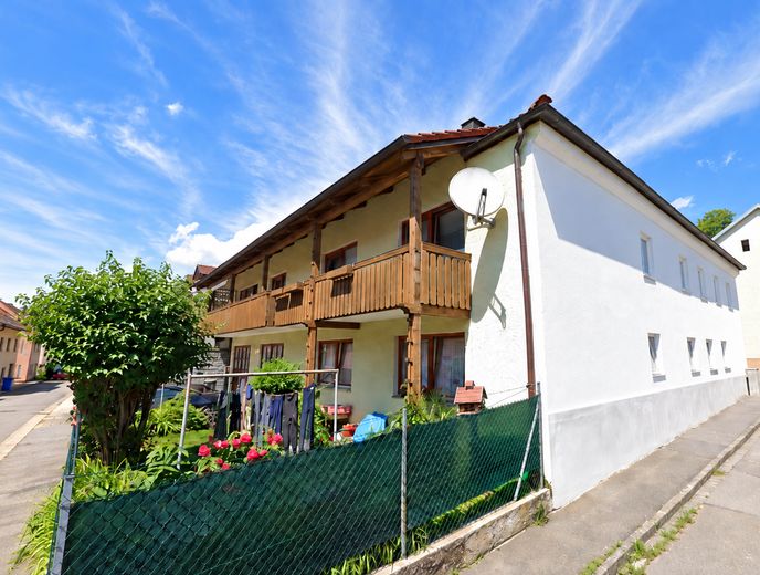 Casa plurifamiliare con più unità abitative, garage, giardino, balcone – Foto 1