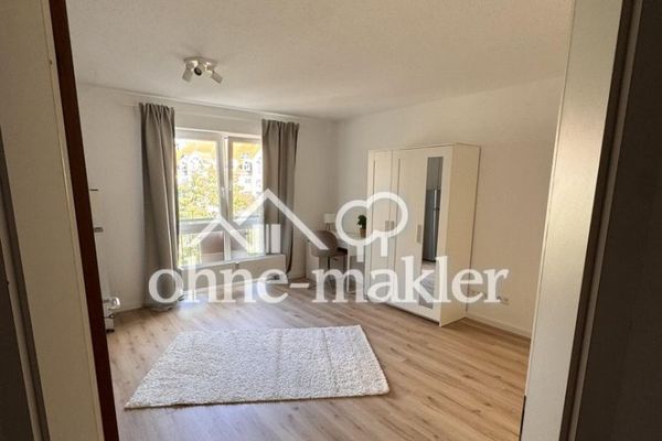 Move in instead of furnishing – spacious, furnished 1-room apartment