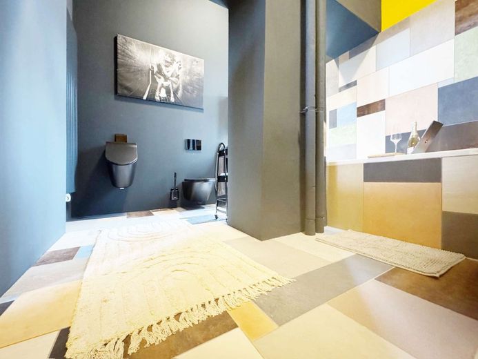 Design trifft Natur - Ferien-Wohnung am Kanal für bis zu 8 Personen (115m2) in Schönebeck – Bad_WC und Urinal