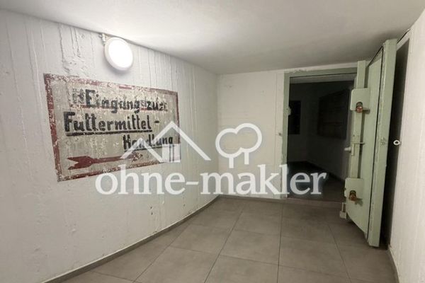 Apartment mit Balkon im historischen Hochbunker