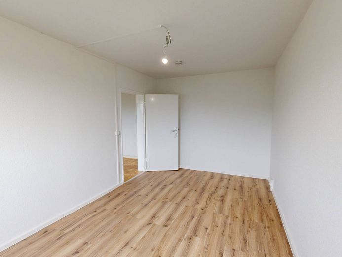 Appartement moderne de 2 pièces avec BALCON – Ansicht II: Schlafzimmer