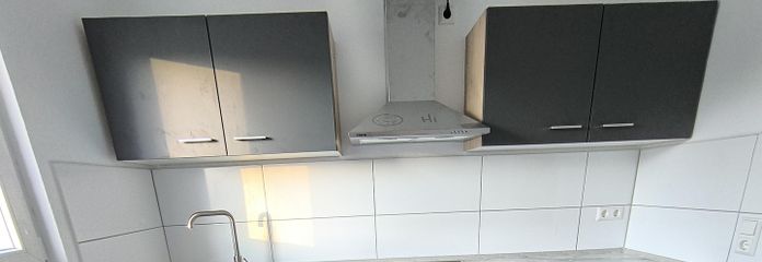 Ihr neues Zuhause: 3 Zimmer, frisch kernsaniert, modern & absolut ruhig gelegen! – Einbauküche