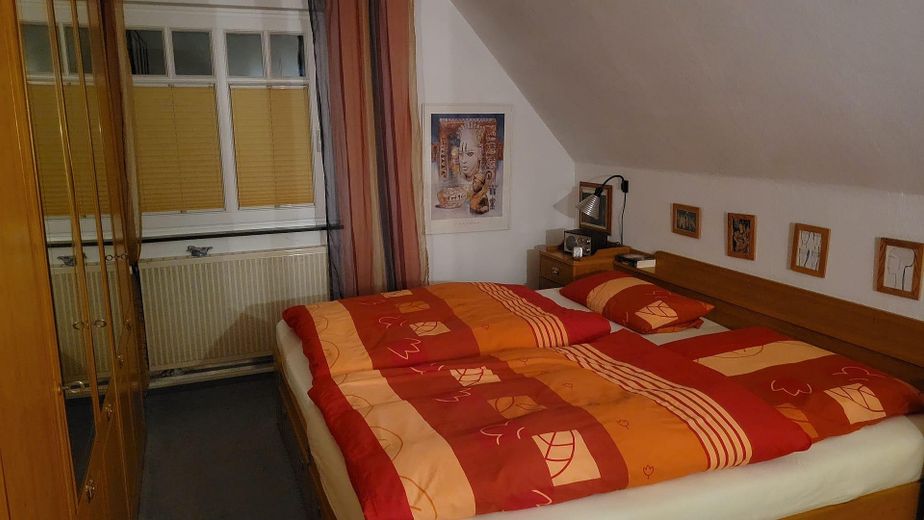 Schlafzimmer 1. OG