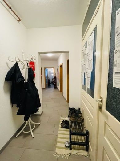 Geräumige Altbauwohnung in Stuttgart Ost – Flur