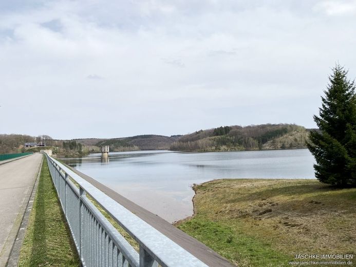 JÄSCHKE - Grundstück in Schevenhütte – Wehebachtalsperre