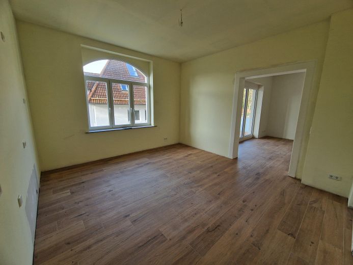 Küche / zum Wohnzimmer