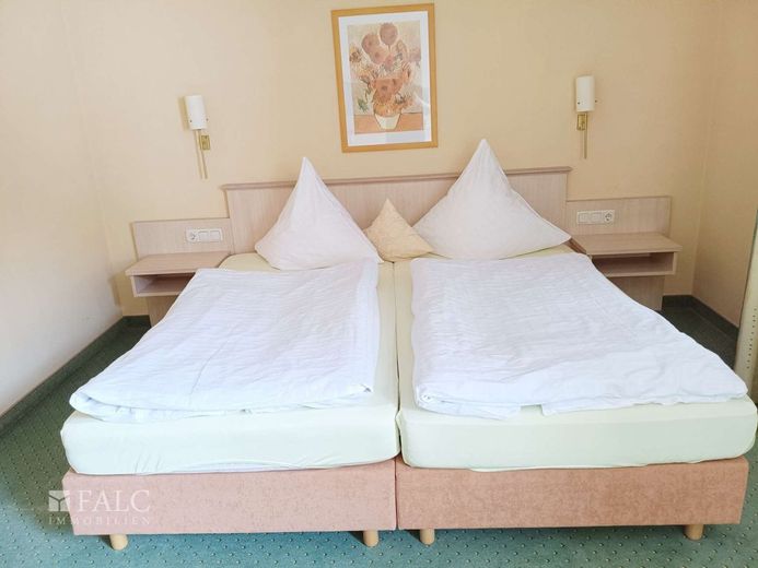Hotel und Gastroimmobilie mit viel Raum zur individuellen Verwendung – Gästezimmer-Beispiel