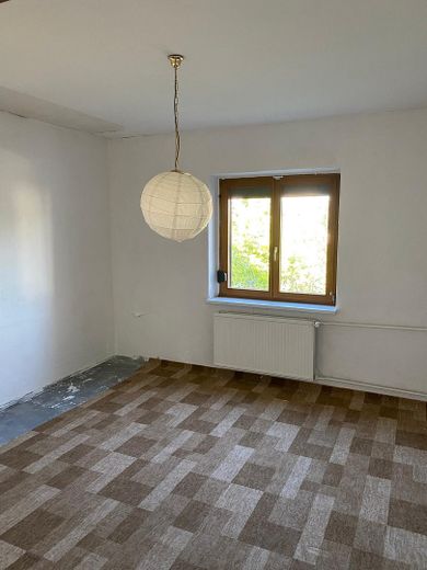 Provisionsfrei! Einfamilienhaus mit Einliegerwohnung – Foto 2