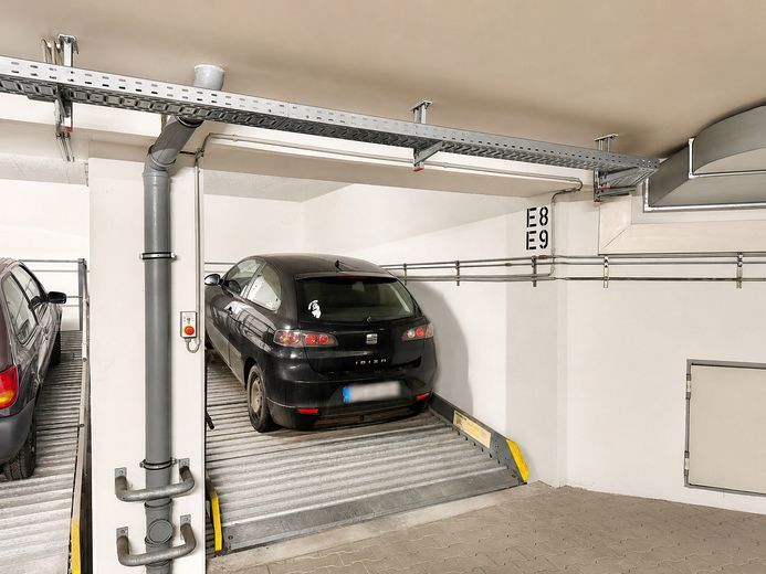 Disponible de inmediato. Plazas de aparcamiento subterráneo en el complejo residencial Reick. Schroeterstraße / Herschelstraße – Doppelparksystem oben