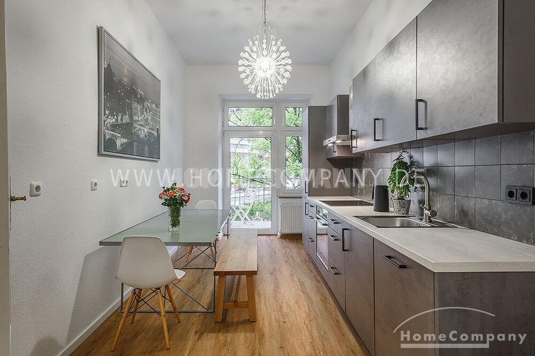 Exklusive 4-Zimmer-Altbauwohnung mit Balkon  &  Tiefgarage in Top-Lage – 554d9f56ee6255e657a0d6972df511a59a8406df.jpg
