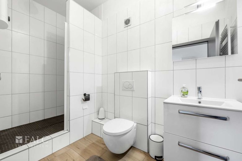 Attraktives Investment im Bremer Bahnhofsviertel - Perfekt für Ferienvermietung – Badezimmer