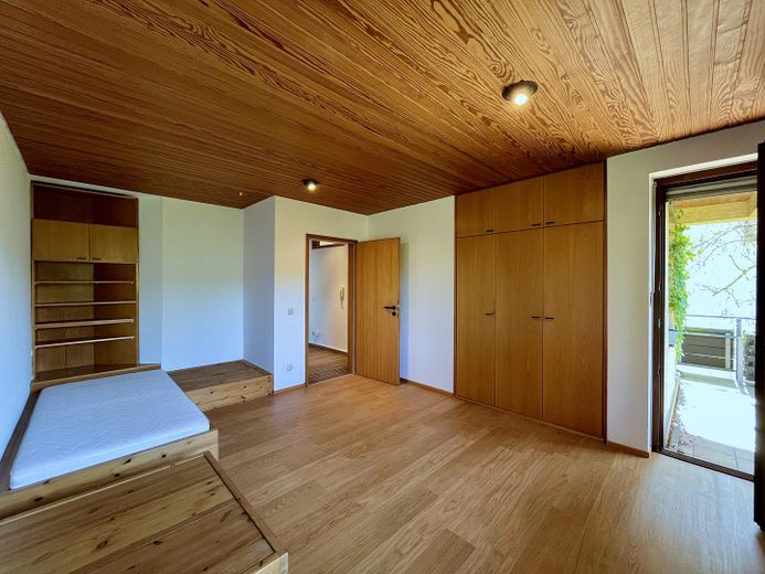 Spacious end-of-terrace house in Mannheim-Wallstadt – Photo 10