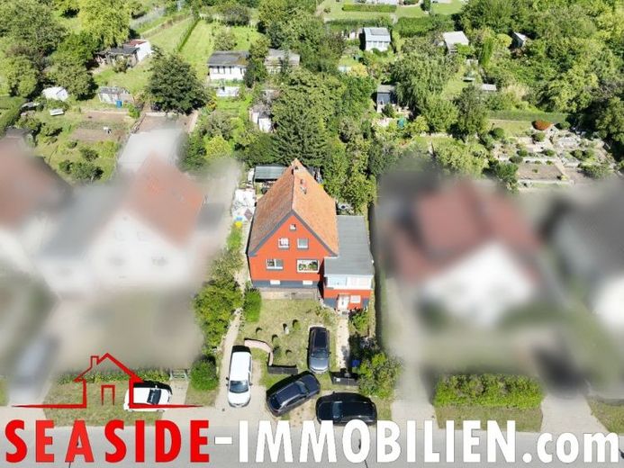 Bad Doberan: Einfamilienhaus mit Entwicklungspotenzial in zentraler Lage – Foto 1